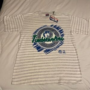Vintage Trench MINNESOTA TIMBERWOLVES White Gray Striped T-shirt Mens L New 1991